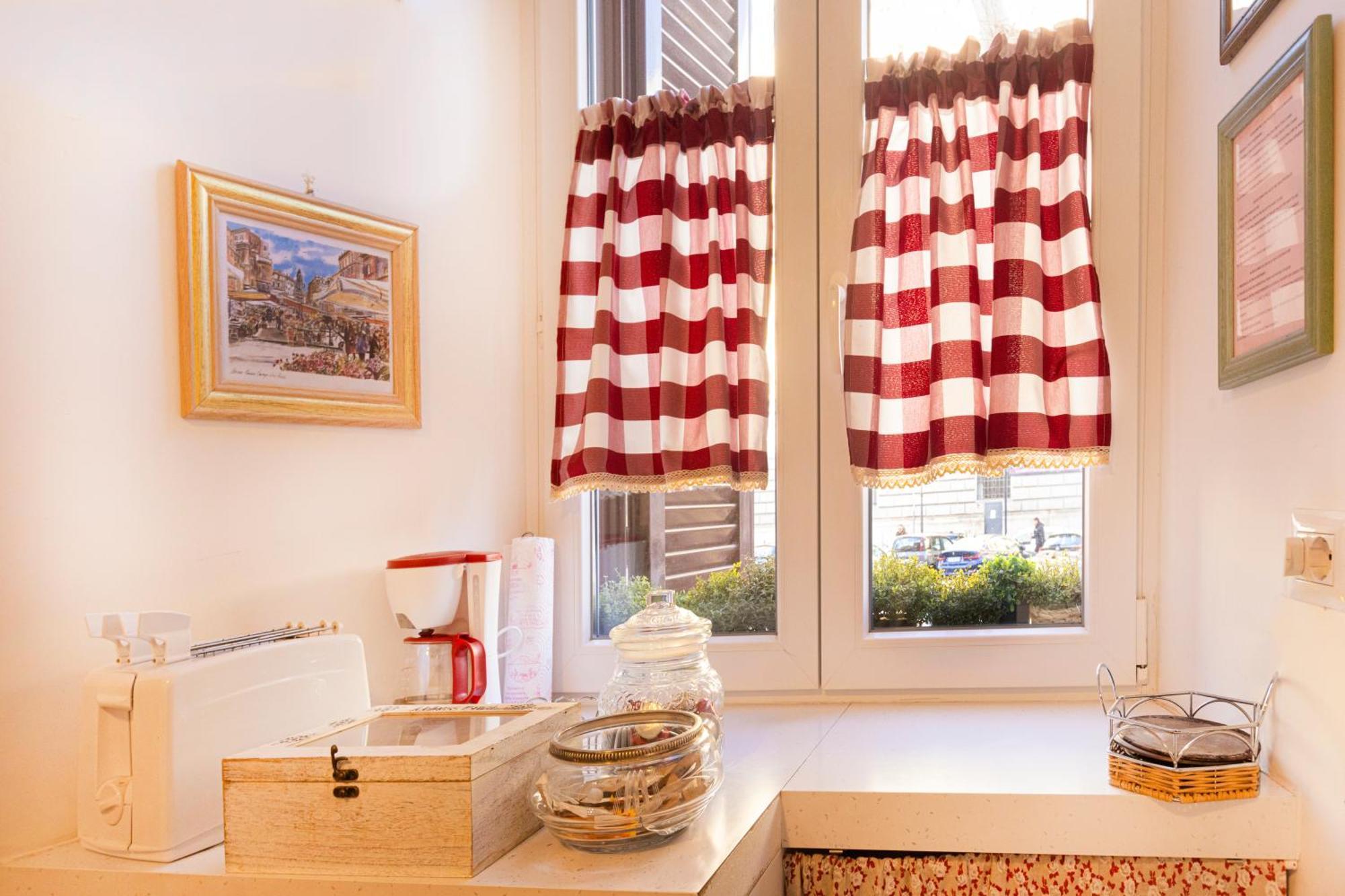 Apartamento La Casa Di Vittorio Boutique Ottaviano San Pietro *